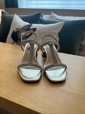 Unisa soft, gold diamond sandals